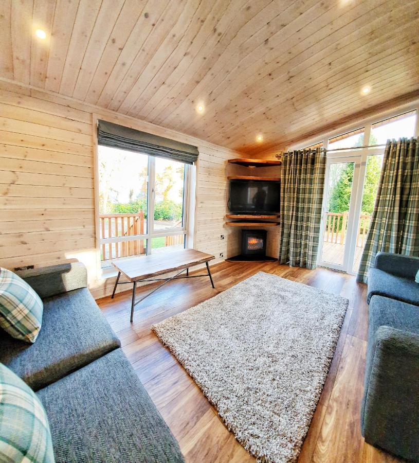 Skyline Lodge Loch Lomond Castle Lodges Баллок Экстерьер фото